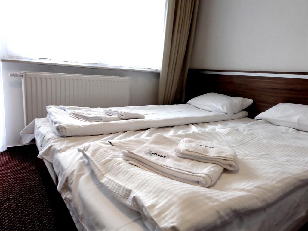 Bed and breakfast Adamar Jastrzębia Góra Chambre photo