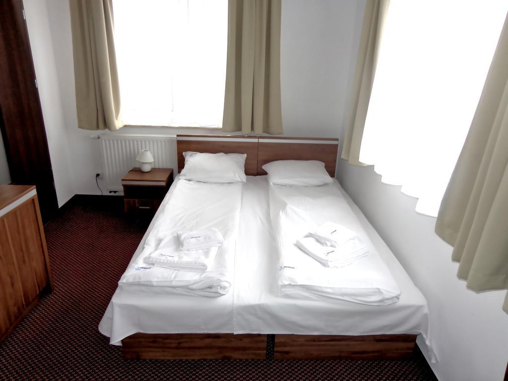 Bed and breakfast Adamar Jastrzębia Góra Chambre photo