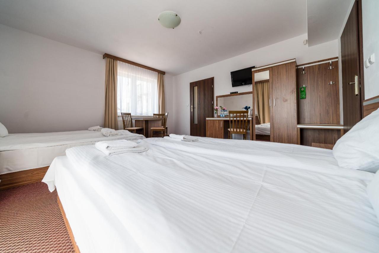 Bed and breakfast Adamar Jastrzębia Góra Extérieur photo