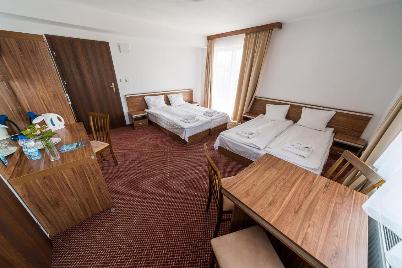 Bed and breakfast Adamar Jastrzębia Góra Extérieur photo